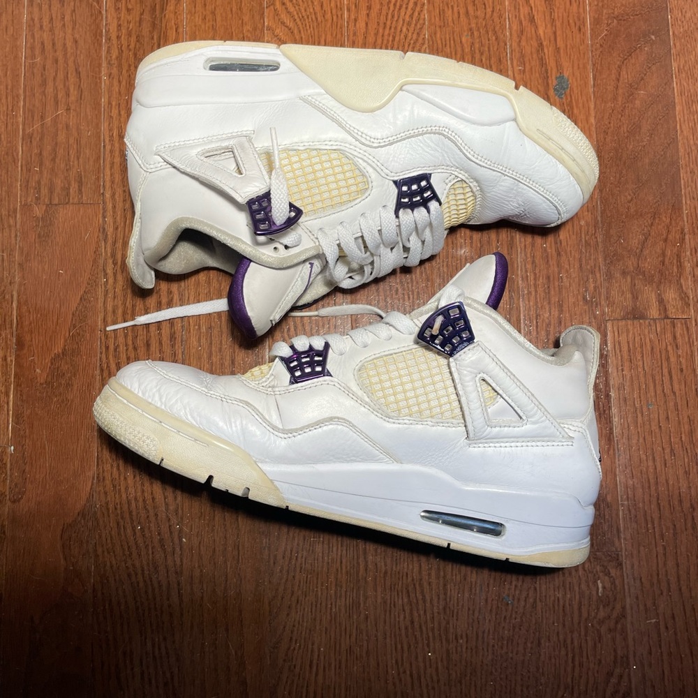 Air Jordan 4 Metallic Purple